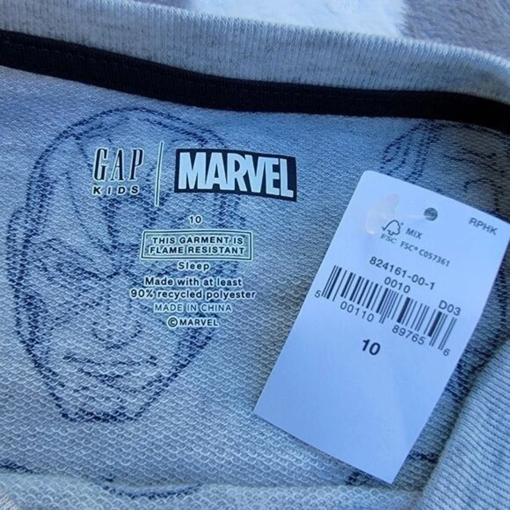 Gap Kids Marvel Long Sleeve Crewneck Size 10‎ NWT Super Hero Sweatshirt